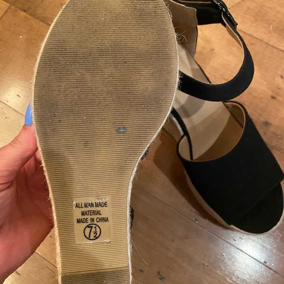 Suede wedges - Picture 4 of 5